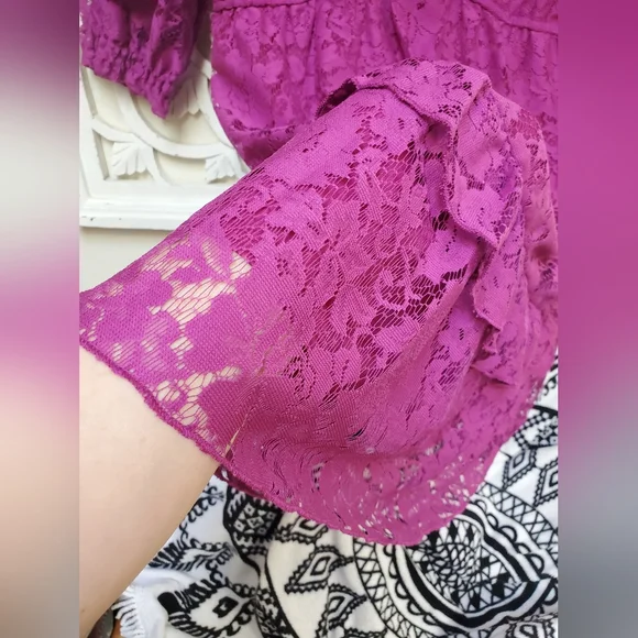 Sold Out Maison Tara NWT Lace Mini Dress - Picture 7 of 15